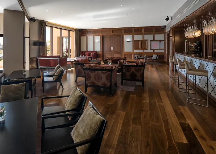 Doubletree By Hilton La Torre Golf Resort